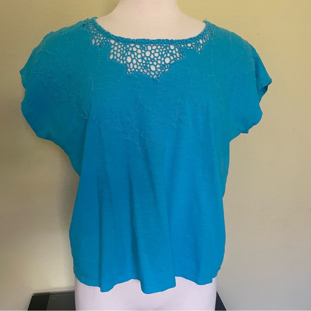 Chico’s Embroidered Short Sleeve Tee​